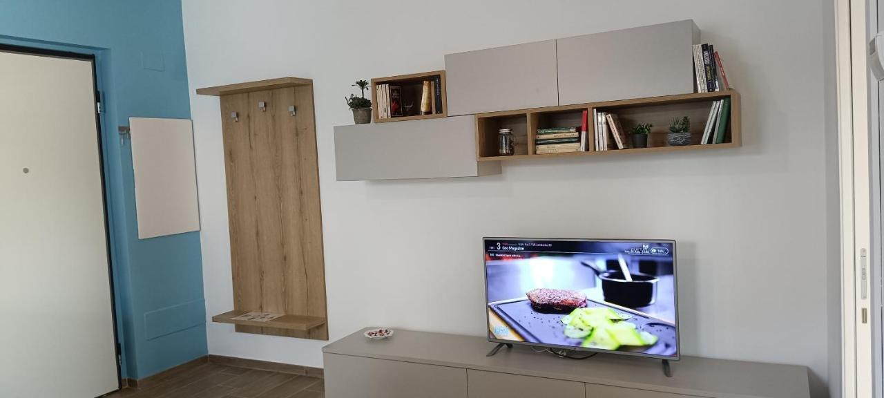 Bilocale A Rho In Classe A Con Garage Экстерьер фото